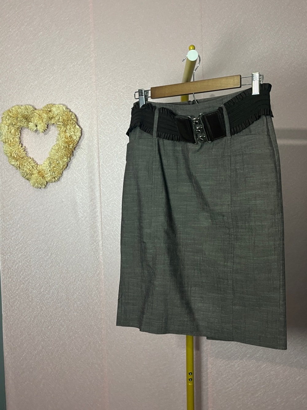 Tracy Evans Gray Pencil Skirt with Black Elastic Buckle Belt